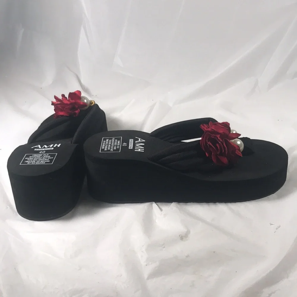 Womens Summer Black With Red Flowers & Jewels Slip On Vegan Platform Thong Shoes